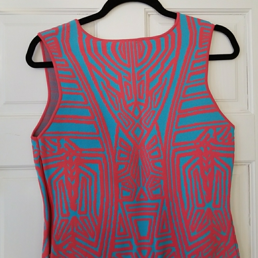 Dress - Picture 7 of 7